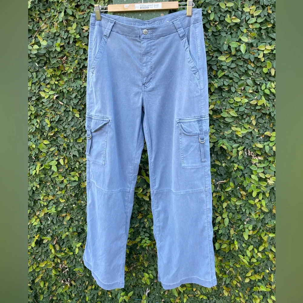 American Eagle | Stretch High-Waisted Cargo Baggy Wide-Leg Pant | Size 8 Short - Picture 5 of 12